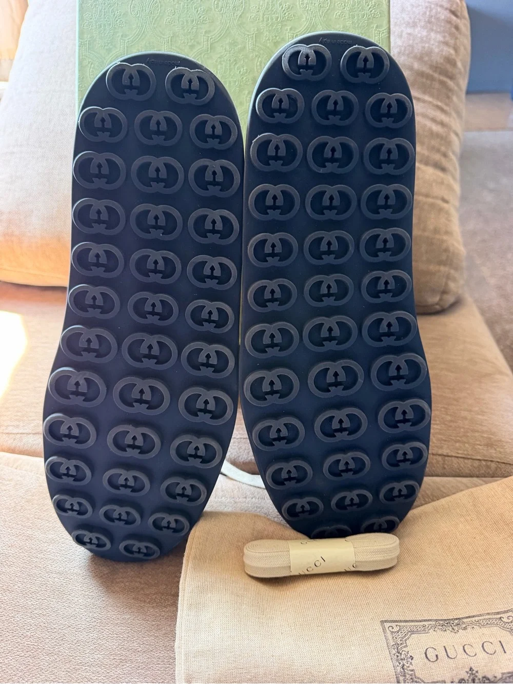 Gucci iconic gg